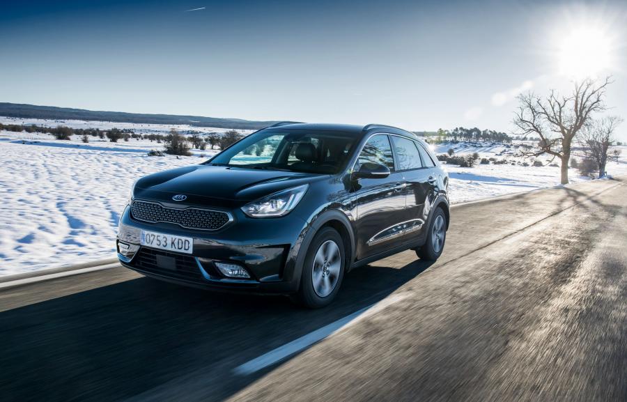  Kia Niro Plug-In Hybrid (DE) 2017 года  (WW) (фото 20 из 45)